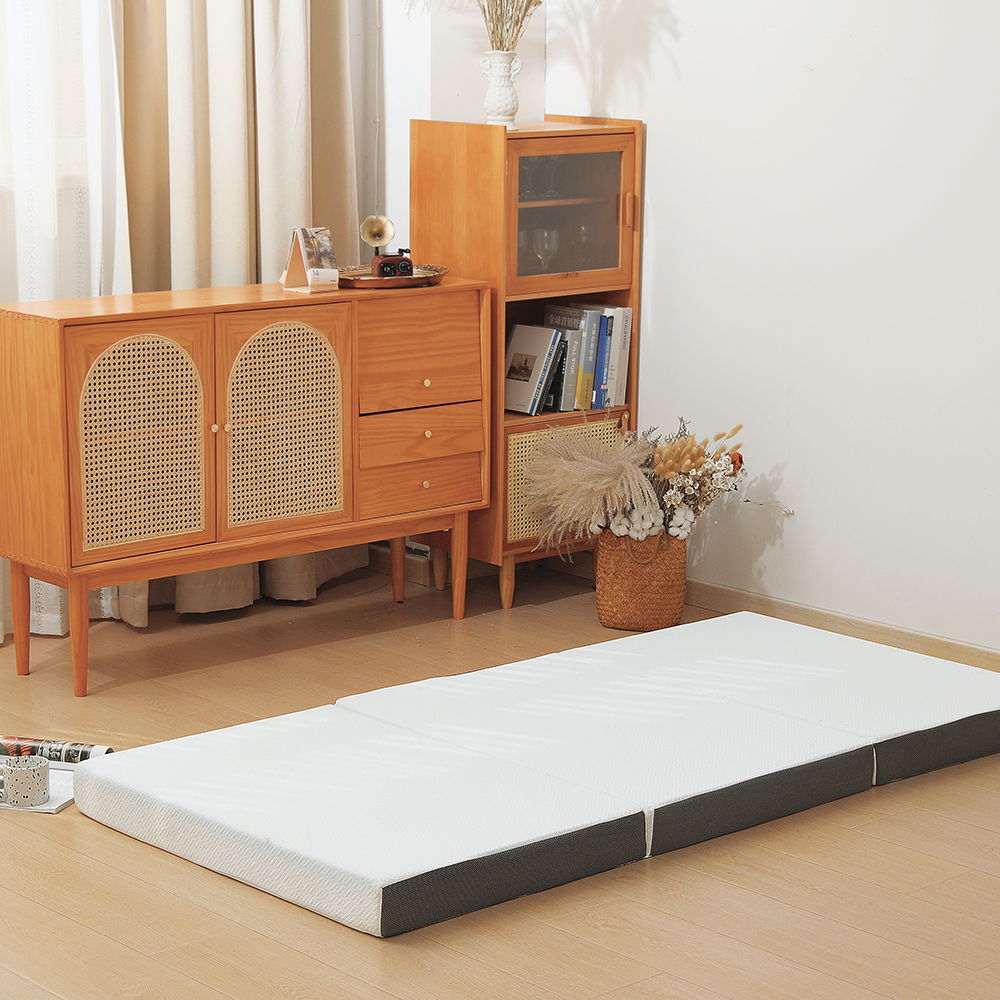 Japanese-style three-fold memory foam gel mattress