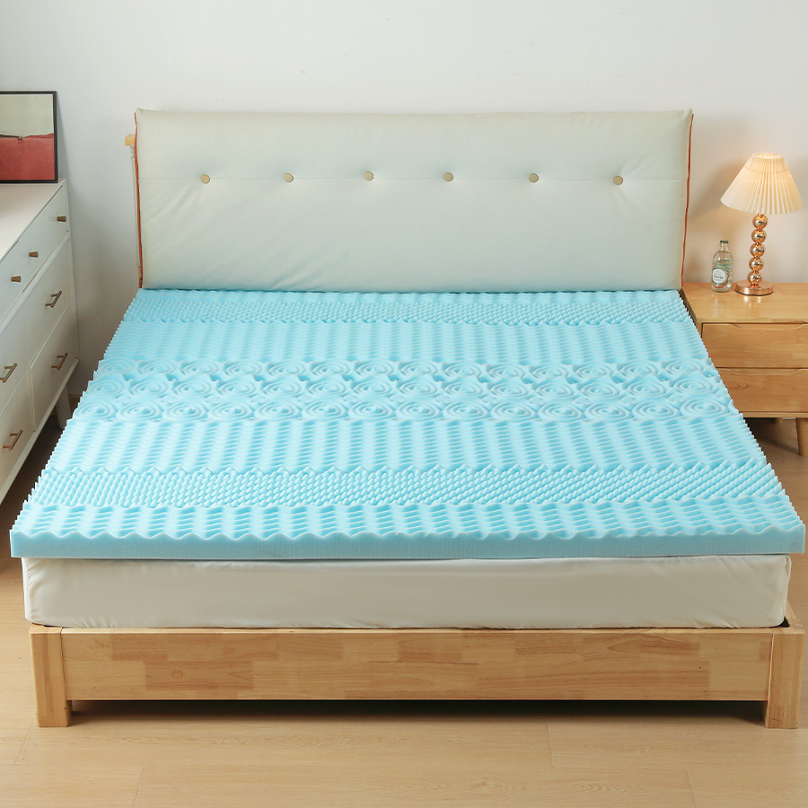Embossed memory foam gel mattress